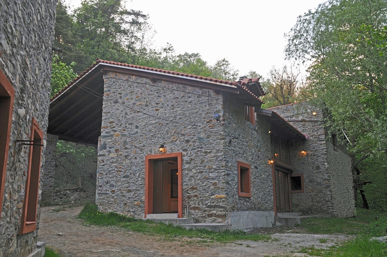 Giusvalla Forest Village Dego Buitenkant foto